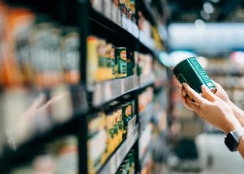 Siete aditivos comunes en alimentos procesados están relacionados con mayor riesgo cardiovascular