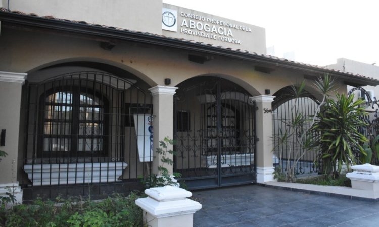 Preocupa al Consejo Profesional de la Abogacía la “ausencia de jueces” en sus despachos