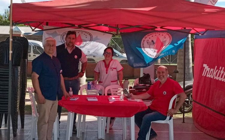 El centro de hemoterapia concientizó sobre donación de sangre en la expo Mansilla