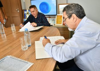 El intendente Jofré firmó un Acta Compromiso con Cetrogar para el mejoramiento de la vía pública