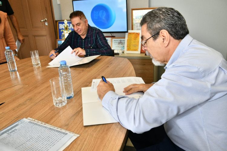 El intendente Jofré firmó un Acta Compromiso con Cetrogar para el mejoramiento de la vía pública