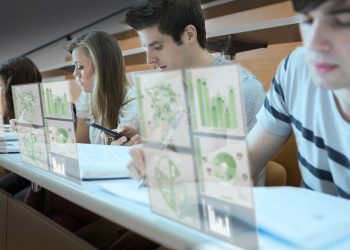 Conferencias sobre IA en UCP al cumplirse el 2° aniversario del fallecimiento del rector fundador Ángel Rodríguez