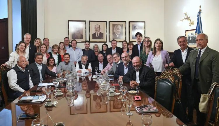 Senado: primera señal de unidad de Juntos por el Cambio tras la debacle electoral