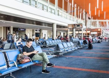 Cambios en el dólar: cómo se pagarán desde ahora los viajes, Netflix y las compras online