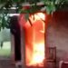 Se incendió su casa y murió calcinado (video)