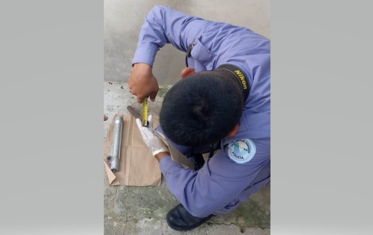 Le apuntó con un arma tumbera y lo amenazó de muerte: quedó detenido