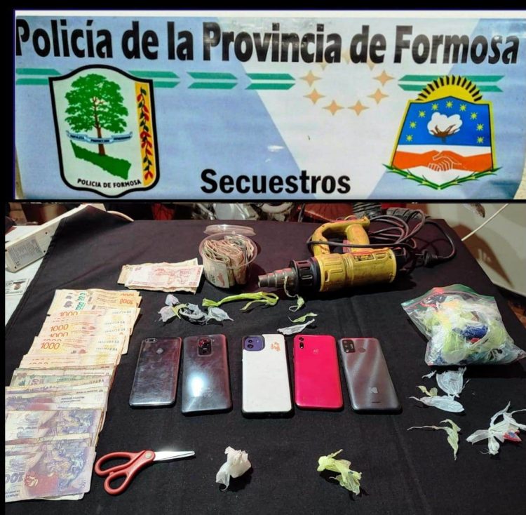 La policía detectó un punto de ventas drogas dirigido por un menor de edad