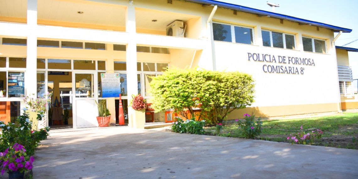 Salvaje ataque a fierrazos a un joven para robarle el celular