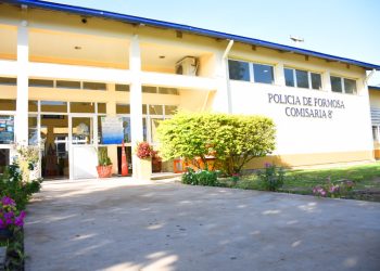 Salvaje ataque a fierrazos a un joven para robarle el celular