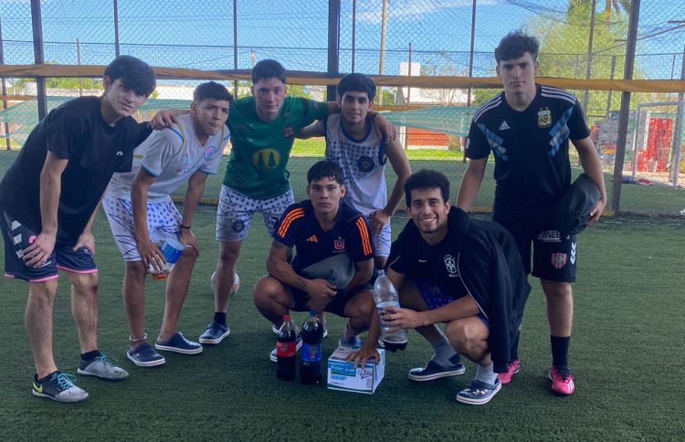 Franciscanos a puro fútbol en “La Nueva Recova”