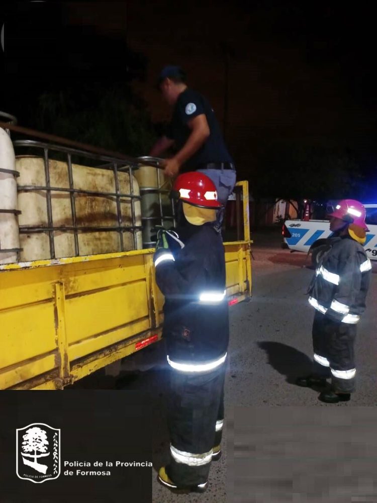 La Policía secuestró más de 2000 litros de combustible transportados en forma irregular