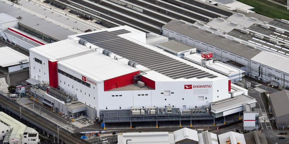 Daihatsu, propiedad de Toyota, admitió que manipuló pruebas de seguridad durante 30 años