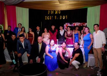 Compromiso Formoseño ayudó a estudiantes secundarios a tener su fiesta de recepción