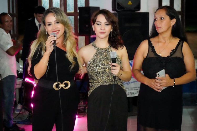 Estudiantes de cinco colegios tuvieron su fiesta de recepción con ayuda de Compromiso Formoseño