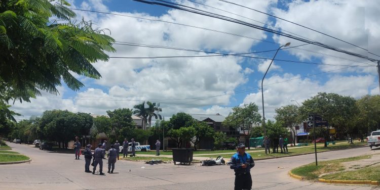 Violenta colisión entre dos motocicletas dejó como saldo una persona fallecida