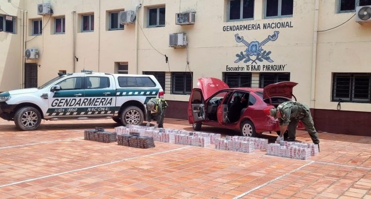 Gendarmería incautó 8.000 atados de cigarrillos ilegales en dos procedimientos