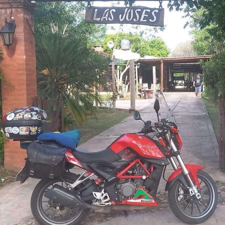 Violenta colisión entre dos motocicletas dejó como saldo una persona fallecida