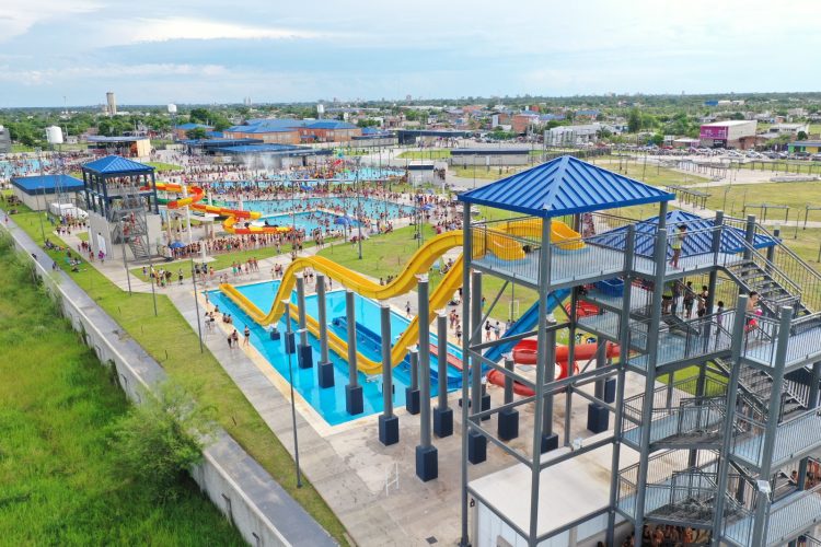 En 5 días, más de 24 mil personas visitaron el Parque Acuático “17 de Octubre”