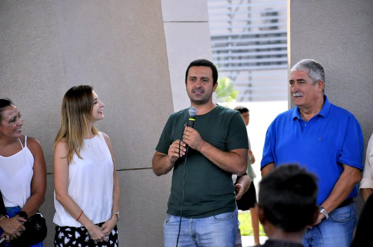 Solís aseguró que “hay un compromiso financiero y presupuestario que nos permite tener previsibilidad en el tiempo”