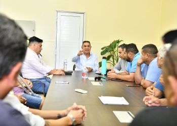 Jofré se reunió con gremios y empleados de CdS buscando soluciones al conflicto del transporte