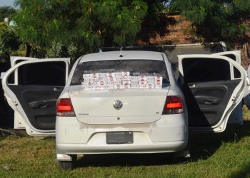 Un automóvil y carga de cigarrillos de origen extranjero sin aval aduanero secuestrados en ruta 11