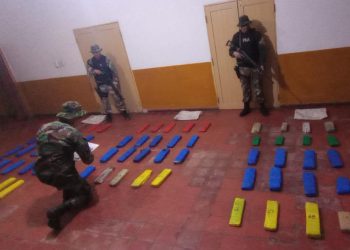 Prectura Naval secuestró más de 65 kilos de marihuana en las costas del río Paraguay