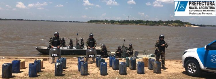 Contrabandistas atacaron a efectivos de Prefectura Naval durante un operativo en El Mangal