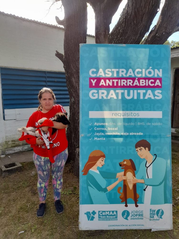 Exitoso operativo de castración, vacunación y desparasitación de mascotas en el barrio Laura Vicuña