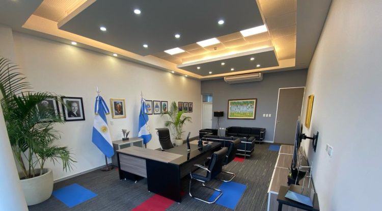 Gildo Insfrán inauguró el nuevo y moderno edificio del Concejo Deliberante de Formosa