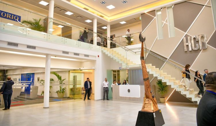 Gildo Insfrán inauguró el nuevo y moderno edificio del Concejo Deliberante de Formosa