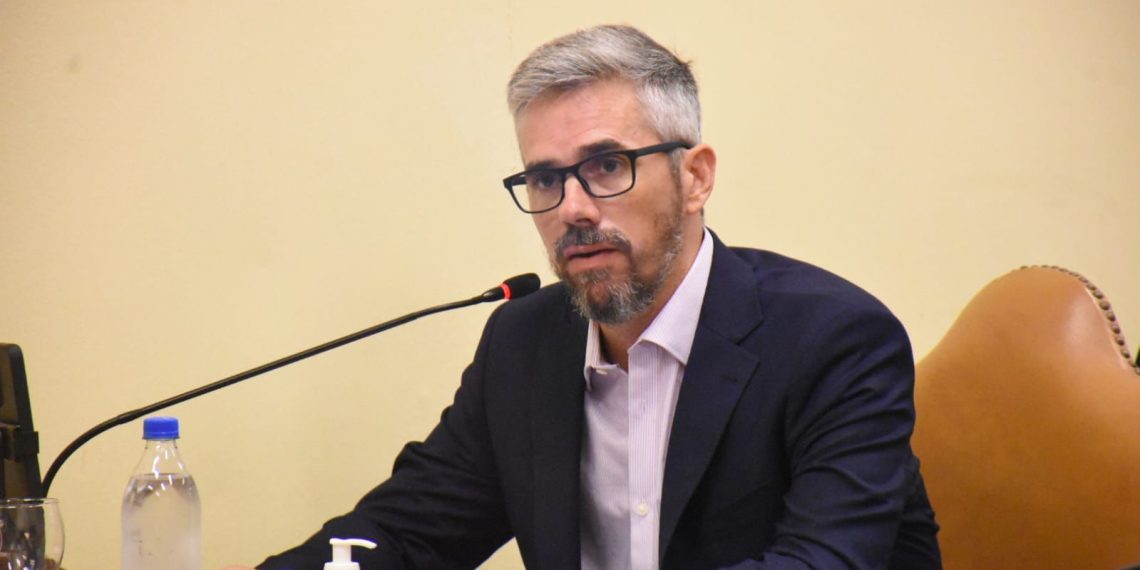 Evans reclama “boleto educativo” para alumnos y docentes para evitar deserción escolar