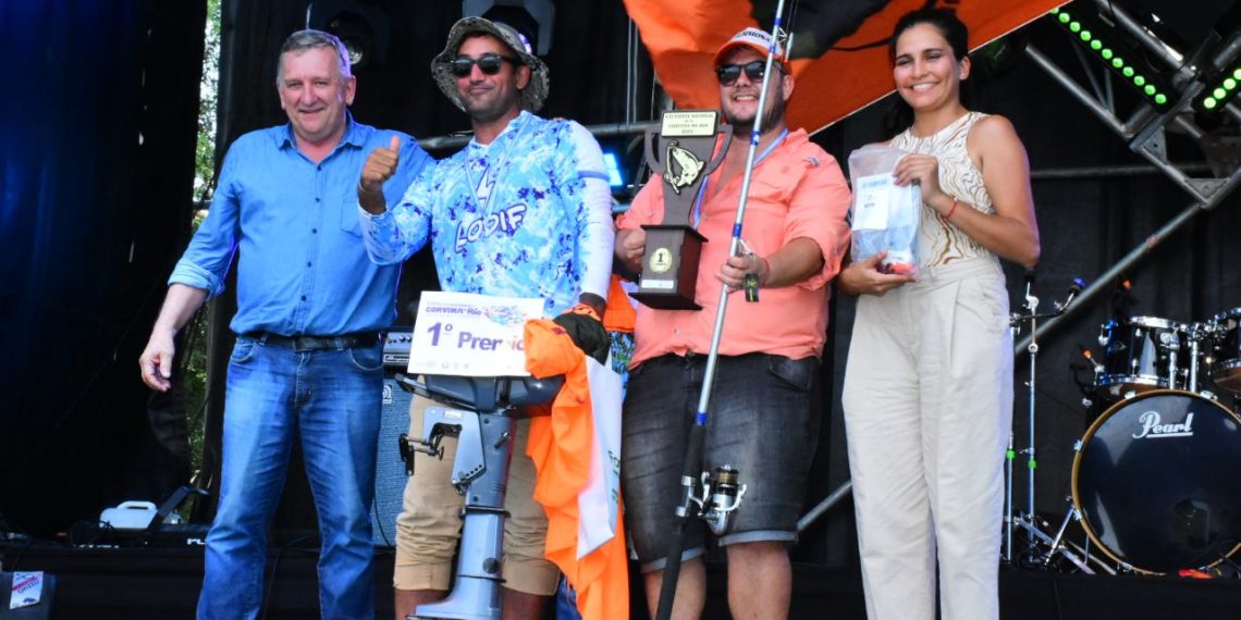 Fiesta de la Corvina: La «Barra Pesquera Fermosa» se llevó el primer puesto