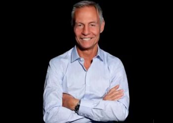 “El estrés es el depredador del siglo XXI”, un experto cardiólogo advierte cómo daña el corazón de forma silenciosa