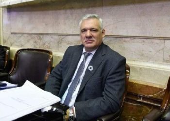 Fernando Carbajal propone incluír la vacuna contra el dengue en el Calendario Nacional de Vacunación