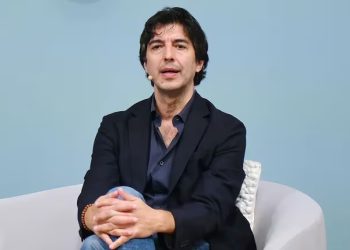 El mayor experto en longevidad reveló los 5 alimentos “venenosos” que hay que eliminar de la dieta