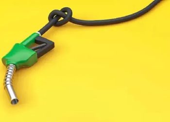 Por el precio de la nafta premium, muchos pasaron a la súper, aunque no es recomendable