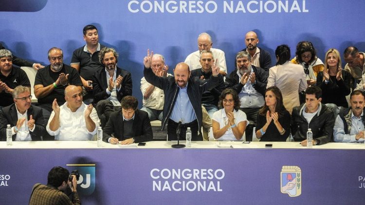 El Congreso del PJ, presidido por Gildo Insfrán, creó una Mesa de Acción Política para el Modelo Argentino