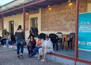 Ultiman detalles de los preparativos para los festejos por el 8 de abril