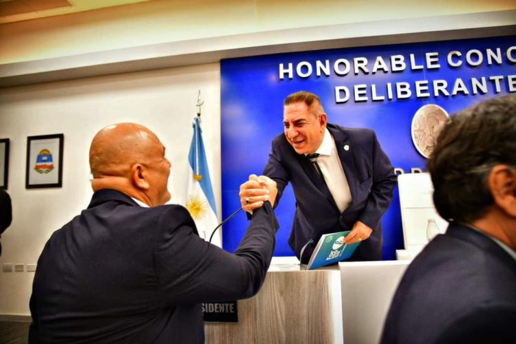 Jofré llamó a hacerle frente a las adversidades “unidos, solidarios y organizados”