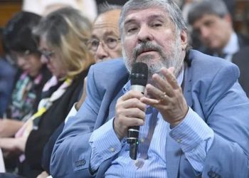 José Mayans: «A este Gobierno nacional no le gusta el sistema republicano»