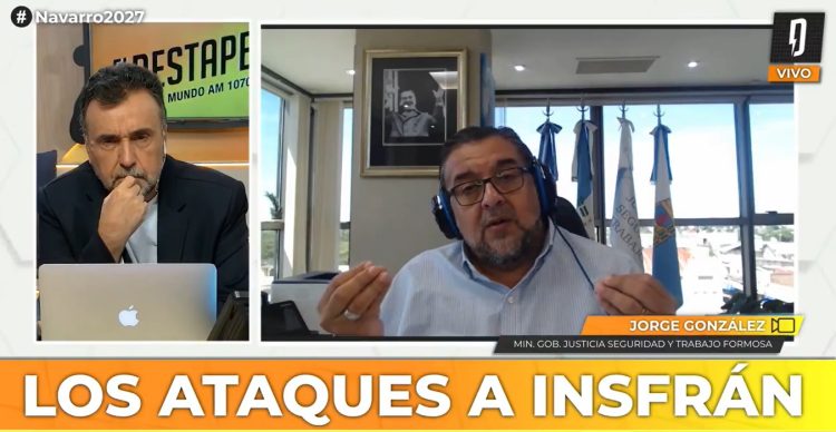 «La garrafa es un arma impropia, se puede convertir en un arma», aseguró el ministro González