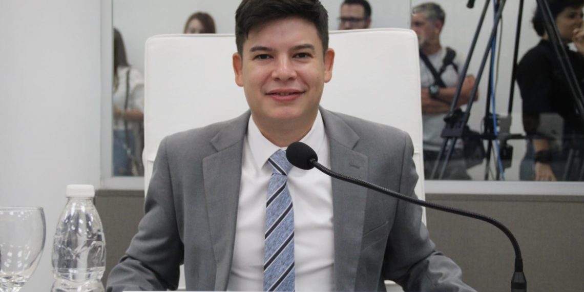 Casadei cuestionó la “doble vara” de Jofré ante la crisis del transporte