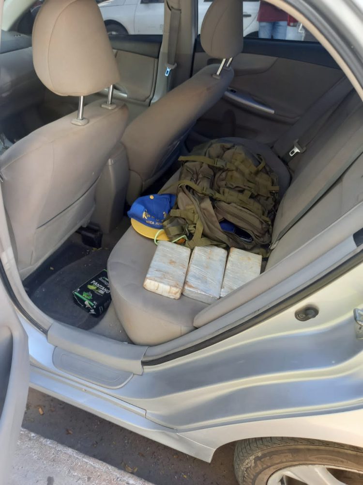 Atrapan a dos hombres con panes de cocaína, uno de ellos gendarme y el otro es de Clorinda