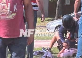 Estacionó al costado de la camioneta de Gildo, puso los dedos en forma de un arma, fue detenido por los custodios