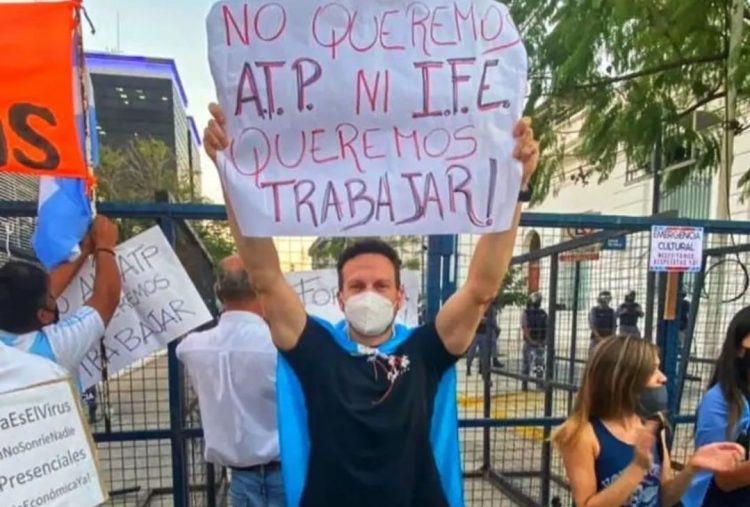 El bloque del concejal Ocampo ahora se llama «5 de Marzo»