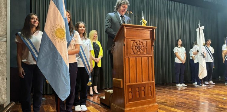 La dura frase de Milei contra el aborto: «Los asesinos de los pañuelos verdes»