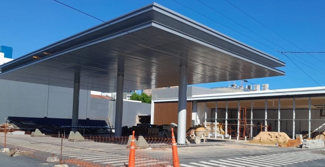 Estación de servicios, que seleccionará puestos 25 laborales, genera expectativas en jóvenes