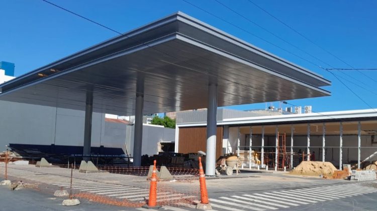 Estación de servicios, que seleccionará puestos 25 laborales, genera expectativas en jóvenes