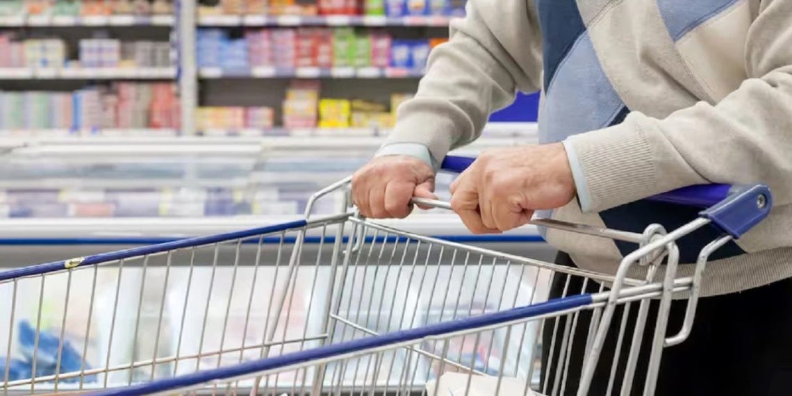 Carne, leche y medicamentos: fuerte caída en las ventas de tres rubros claves de la economía