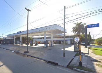 No lo vio nadie, hurtó una suma importante de dinero y la policía lo busca